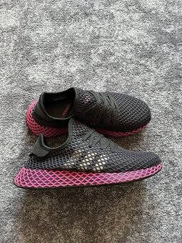 13x Dámské sportovní tenisky Adidas Deerupt Runner