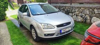 Ford Focus 1,6 benzín +LPG