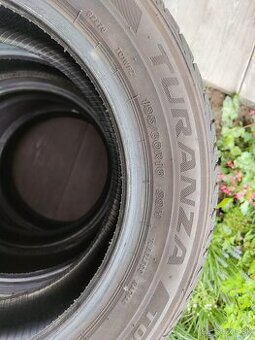 Predám letné pneumatiky Bridgestone Turanza r16