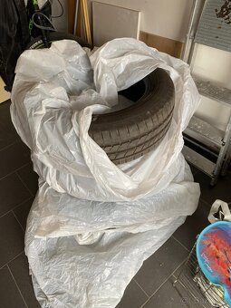 Pneu  - good year 195/60 R16 letné