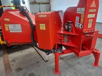 Štiepkovač za traktor