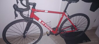 Cestný bicykel B'TWIN Triban 500