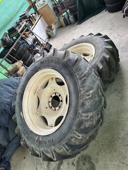 Predám 2Ks Zadné disky Zetor/Traktor 16,9-30