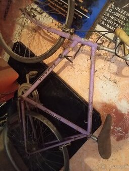 Predám bicykel Favorit - 1