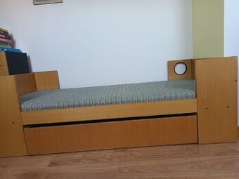 Postele 90x200cm