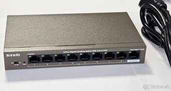Tenda TEG1109P-8-102W PoE AT switch 8x PoE 802.3af/at + 1x U