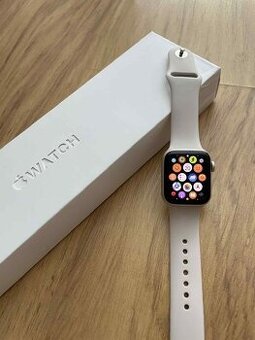 Apple Watch SE (GPS) (2.generácia)