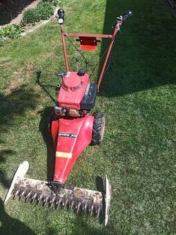 Listova kosačka Honda - Jičin