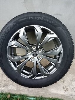 7Jx18 5x114,3 - NOVÉ zimné komplety TOYOTA RAV4