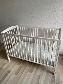 Predám detskú postieľku 60x120