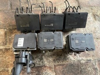 Mercedes w164 w251 ABS jednotka w204 c class ml r w212 w218