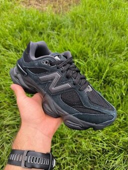 New Balance 9060 Black 38
