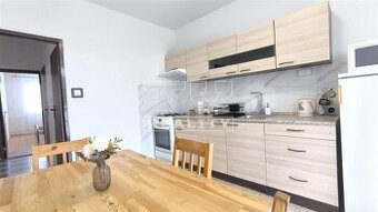 Na prenájom zariadený, zrekonštruovaný 3 izbový byt v...