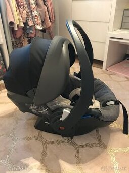 Kočiar stokke melange V4 + výbava