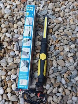 LED dielenská baterka , magnetická