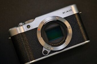 FUJIFILM X-A10 stříbrný + XC 16-50 mm - 1