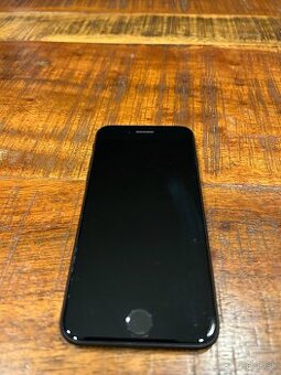Predám iPhone SE 128GB