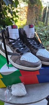 Nike Travis Scott x Air Jordan 1 Retro High OG
