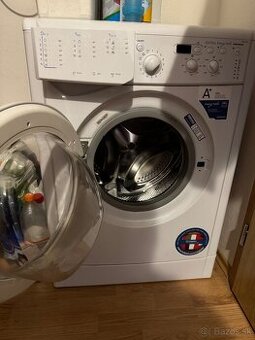 Automatická práčka Indesit IWSD 4105