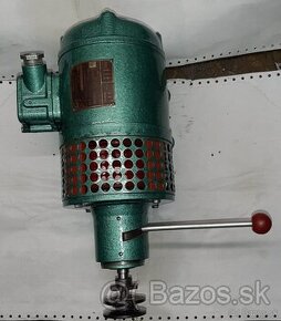 MEZ NACHOD ELEKTROMOTOR 380/220V