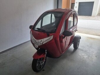 Predám krytý elektro skúter dvojmiestny