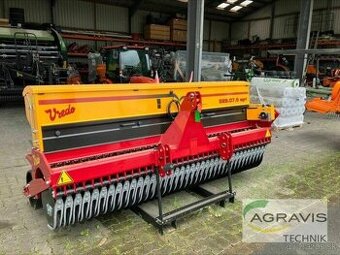 Priamy vysev travy - sejacka vredo, john deere , zetor