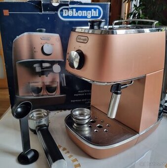 Kávovar, espresso Delonghi Distinta