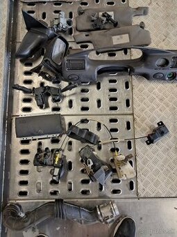 Prebytky z Ford Escort 1.6