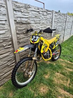 Suzuki RM 125