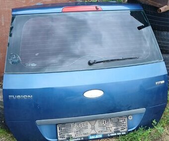 Ford fusion zadný kufor