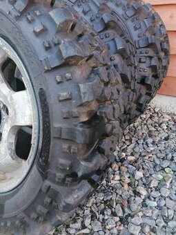 Kia sportage kolesa pneu T3 205/70r15