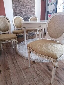 Rozkladací  stôl +4 stoličky