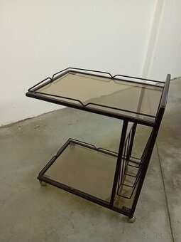 Retro stolík na servírovanie