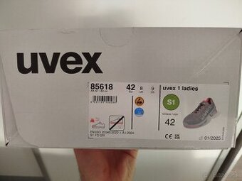 Pracovná obuv UVEX