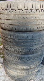 Predam jazdene letne pneu 235/45R17 94Y Continental Premium