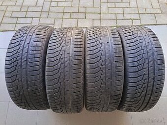 zimne pneu Hankook 215/55 R17
