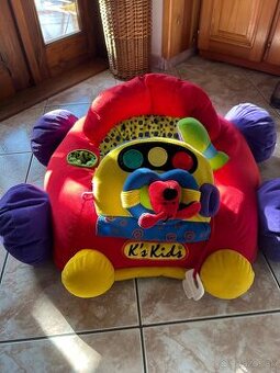 Interaktívna hračka - sedačka