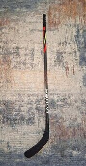 Predam juniorske korčule a hokejku