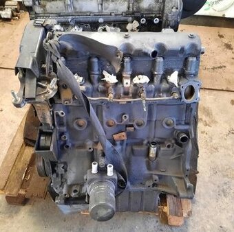 Motor Peugeot Partner 806 Citroen Berlingo 1.9 D DJY D8A DHX