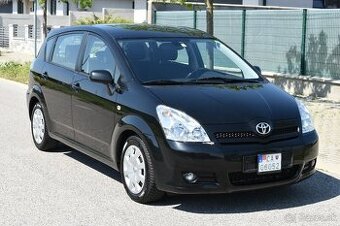 Toyota Corolla Verso 2.2 D-4D 135 Terra 7m