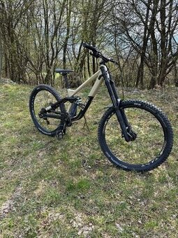 Down Hill bicykel CUVE TWO 15 PRO