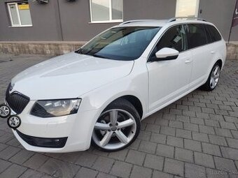 ŠKODA OCTAVIA 3 COMBI 2.0 TDI 110kW, DSG