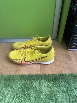 Nike halová obuv - 1