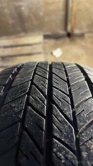 5.Dunlop Grand Track 225/65 R18