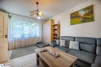 Na PREDAJ PREROBENÝ 3 IZB. BYT, M. BENKU, 72 M2, ,,STARÝ SEK