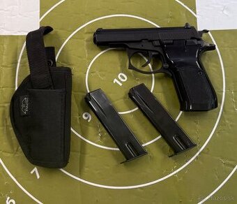CZ 83