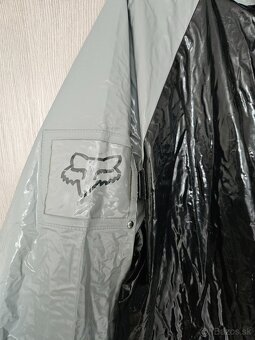 Pršiplášť, pláštenka FOX