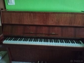 Predám piano Petrof