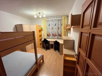 NA PRENÁJOM 3 IZBOVÝ BYT TRENČÍN, ZÁMOSTIE