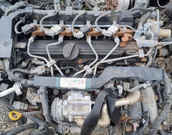 Toyota avensis T27,2.0d4d,91kw,2013,kompletní motor
